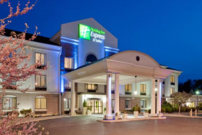 Гостиница Holiday Inn Express Hotel & Suites Easton, an IHG Hotel  Истон